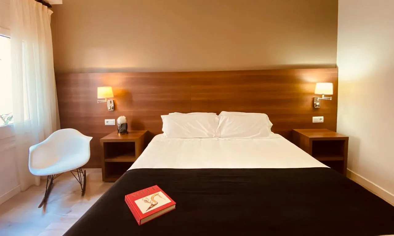 Hotel Carbonell Llanca