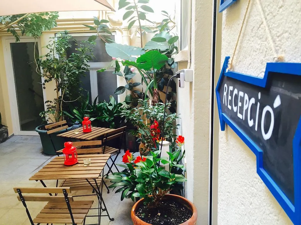 Hotel Carbonell Llanca