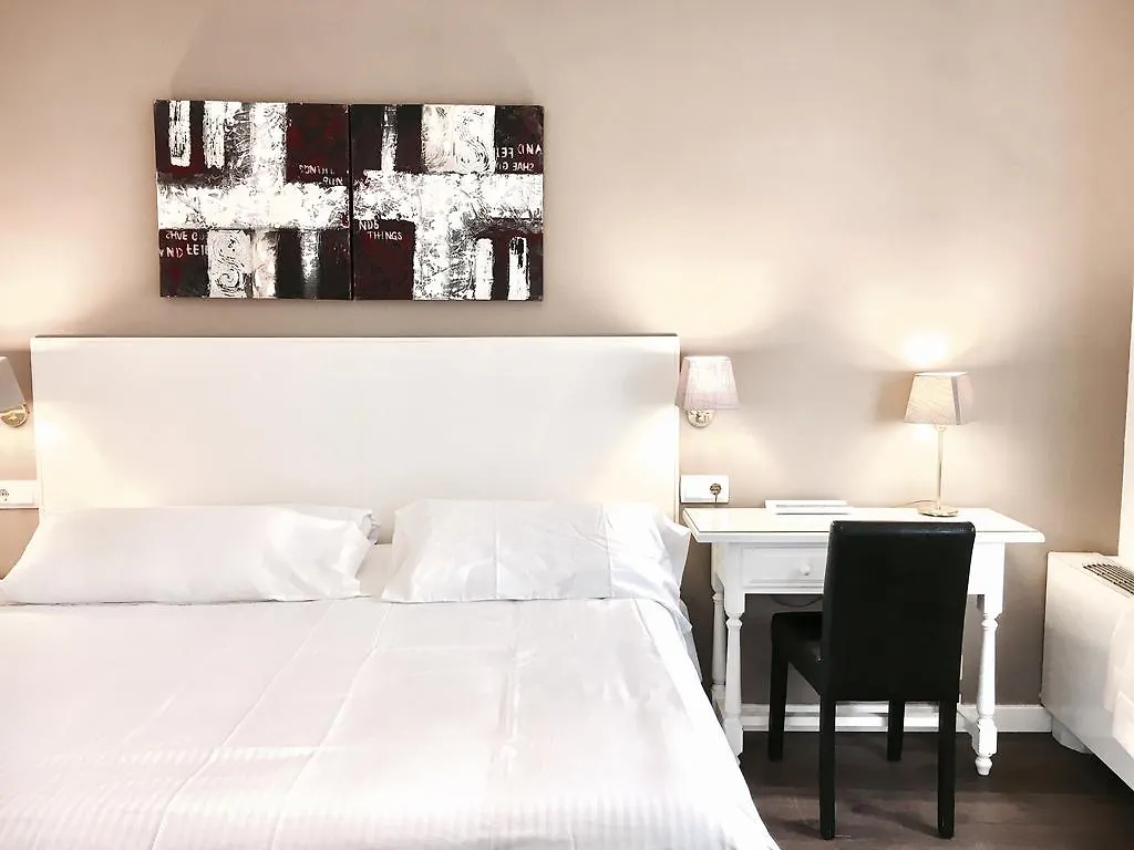 **  Hotel Carbonell Llanca Spain