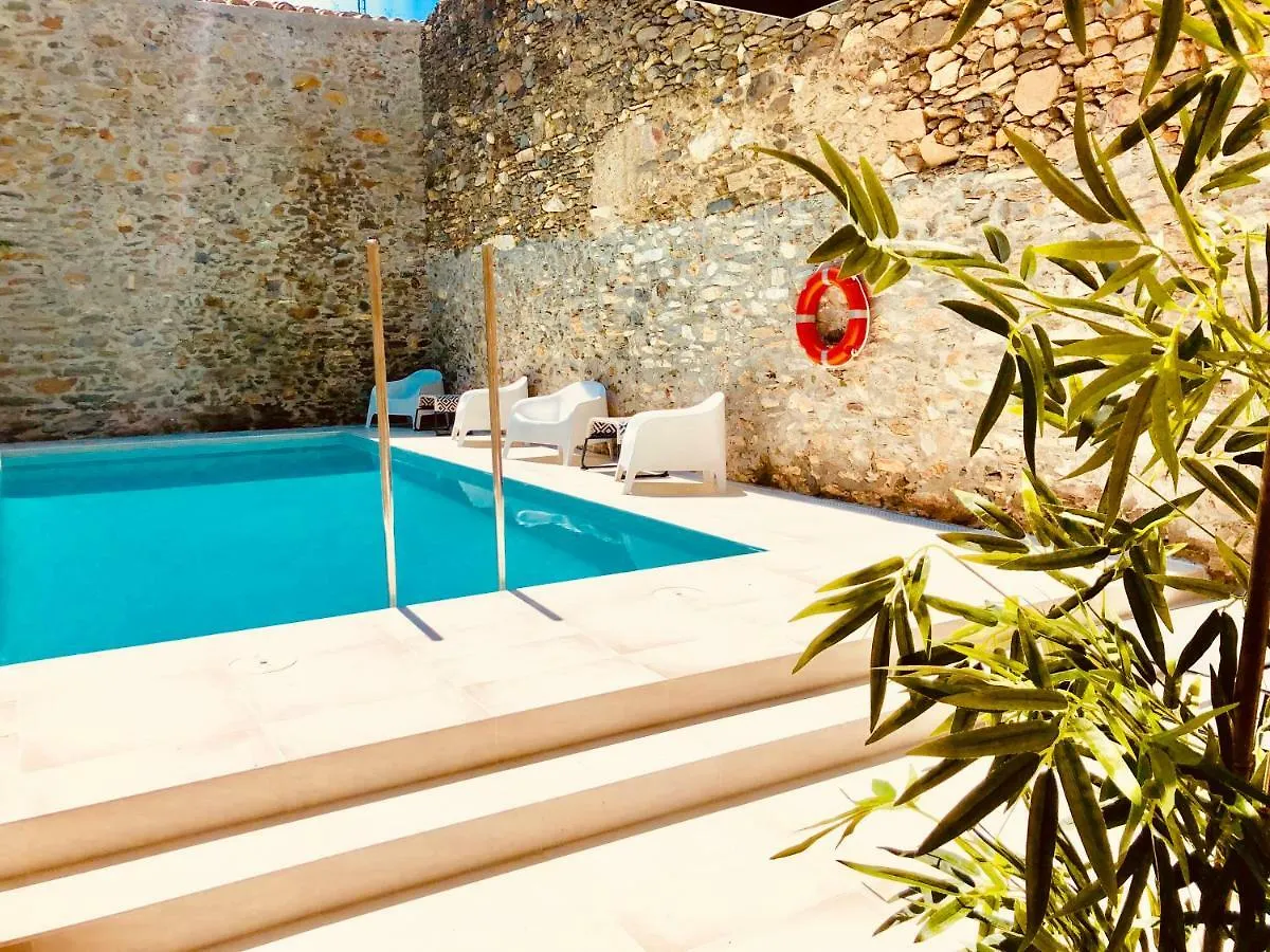 Hotel Carbonell Llanca 2*,