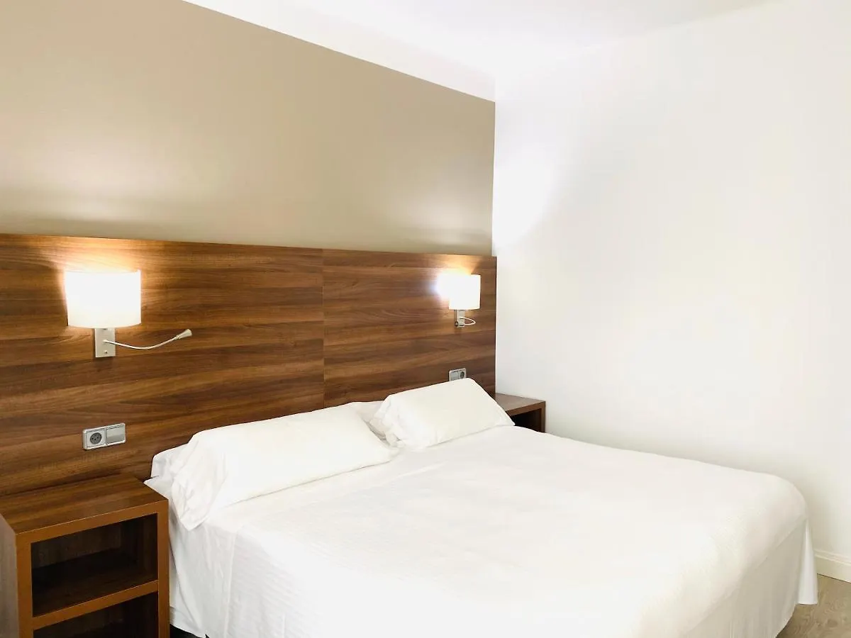 Hotel Carbonell Llanca 2*,  Spain