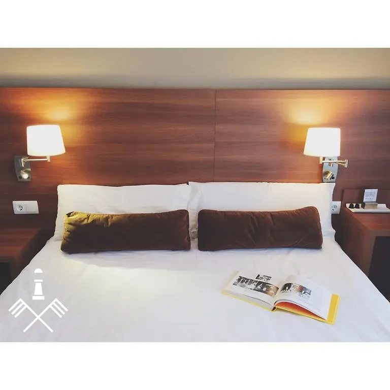 Hotel Carbonell Llanca